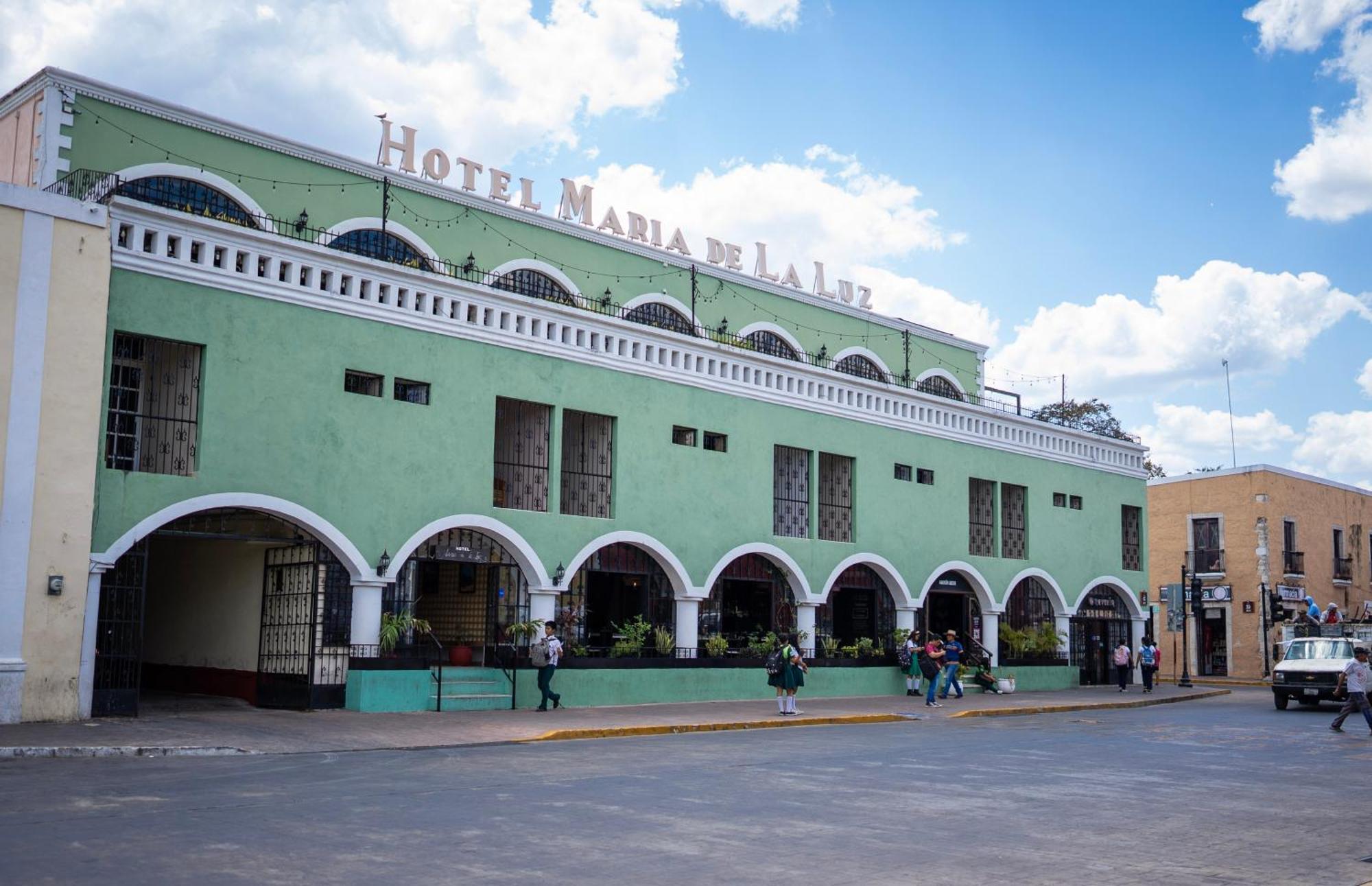 Hotel Maria De La Luz Valladolid  Exteriör bild