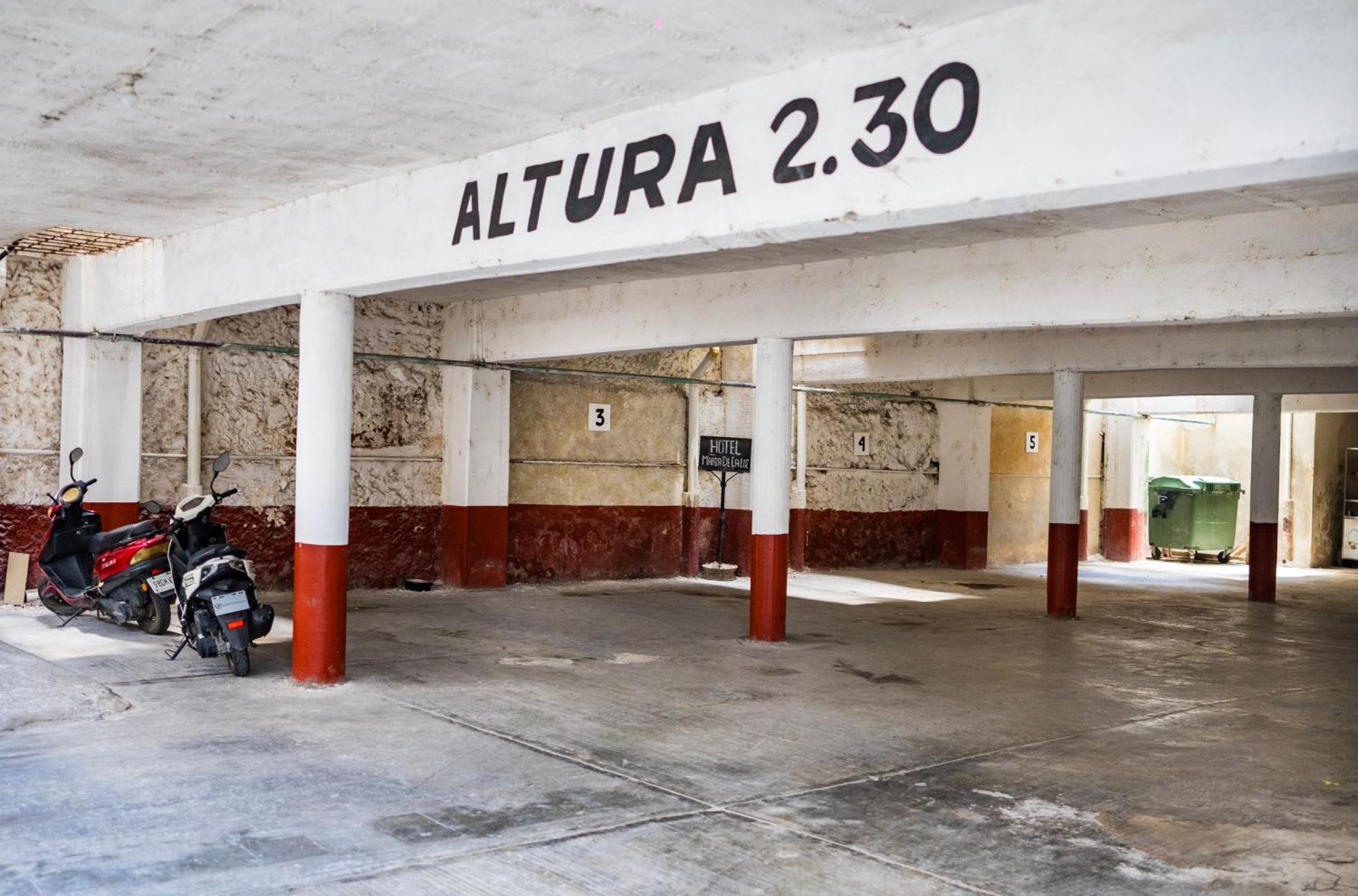 Hotel Maria De La Luz Valladolid  Exteriör bild